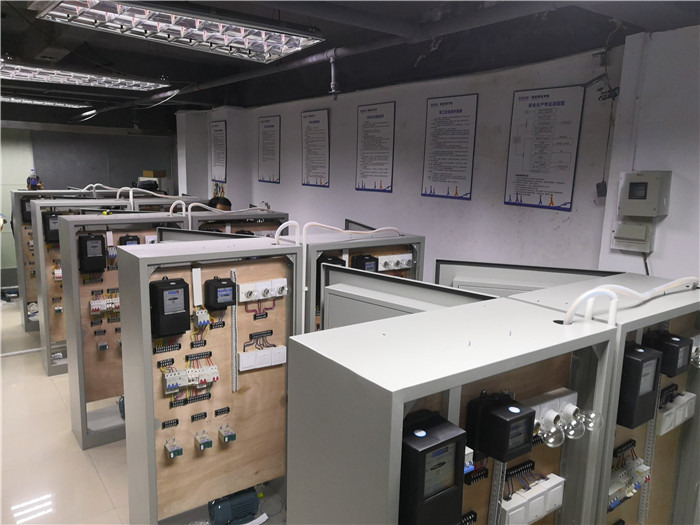 電工培訓費用大概多少錢 電工培訓費用大概多少錢